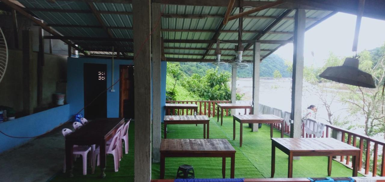 Villa Mekong Guesthouse Muang Pakbèng Екстериор снимка