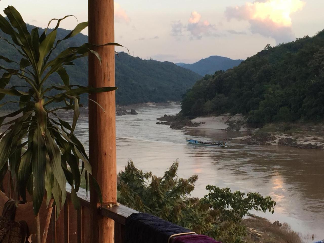 Villa Mekong Guesthouse Muang Pakbèng Екстериор снимка
