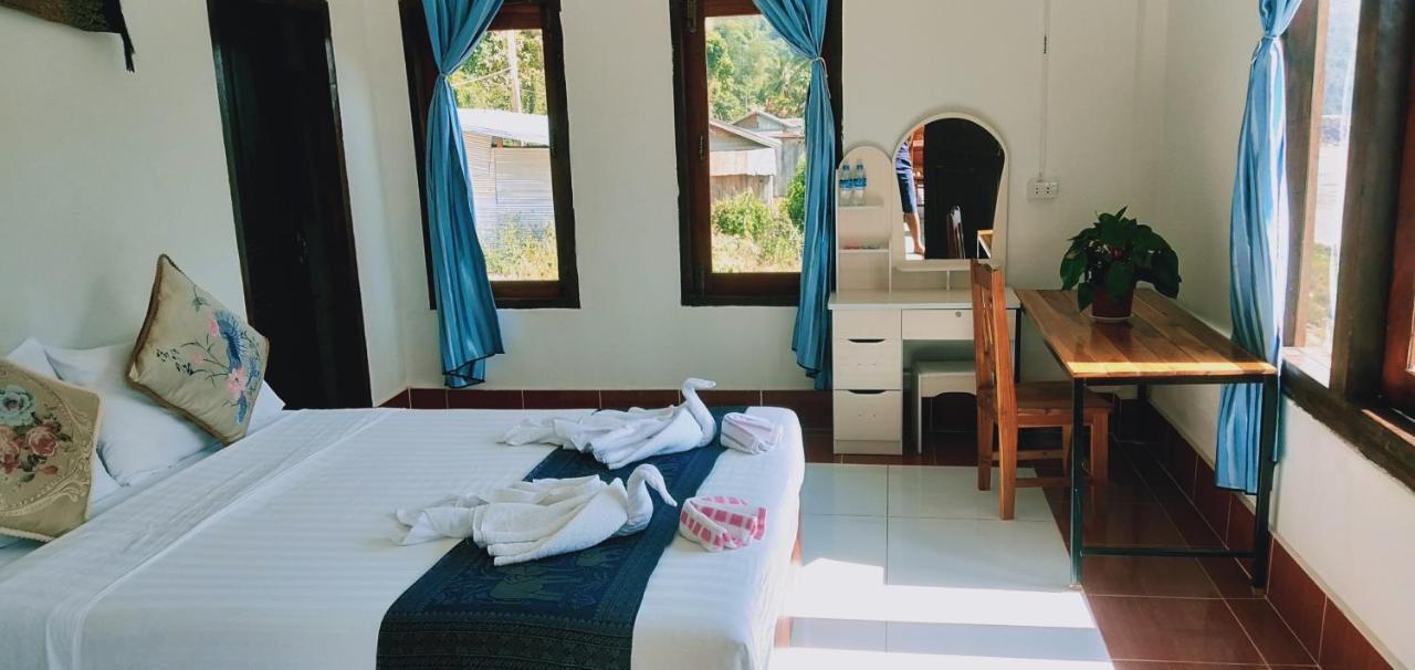 Villa Mekong Guesthouse Muang Pakbèng Стая снимка